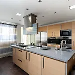 Tess Penthouse Deluxe Ds11 * توريمولينوس