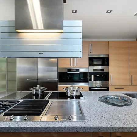 Apartamento Tess Penthouse Deluxe Ds11